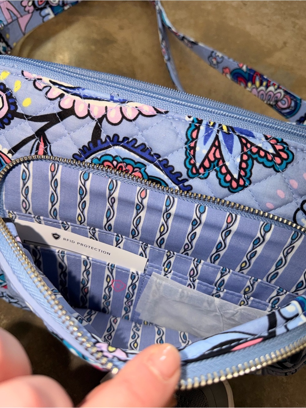NWT Vera Bradley Makani Paisley RFID Little Hipster Crossbody Bag Blue - Picture 5 of 11